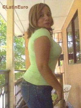 Date this fun Colombia girl Juana from Barranquilla C8308