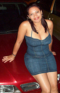 Date this sensual Colombia girl Adaluz from  C8337