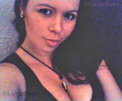 Date this young Colombia girl Lizeth from  C8525