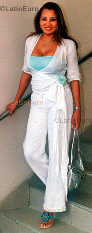 Date this tall Colombia girl Patricia from Barranquilla C8646