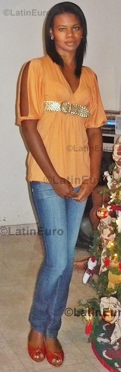 Date this athletic Colombia girl Deiby from Cali C8742