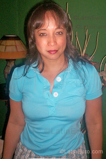 Date this stunning Colombia girl Sonia- from Barranquilla C8853