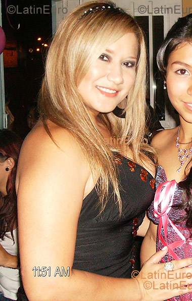 Date this georgeous Colombia girl Marinela from Pereira C8918