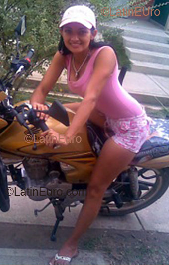 Date this hard body Colombia girl Andrea from  C8236