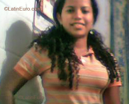 Date this gorgeous Colombia girl Liceth from Barranquilla C9044