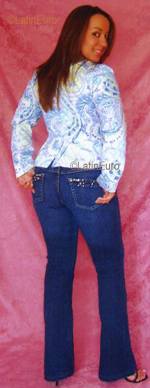 Date this happy Colombia girl Kelly from  C9106