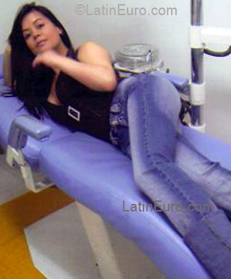 Date this beautiful Colombia girl Ingrid from Bogota C9175