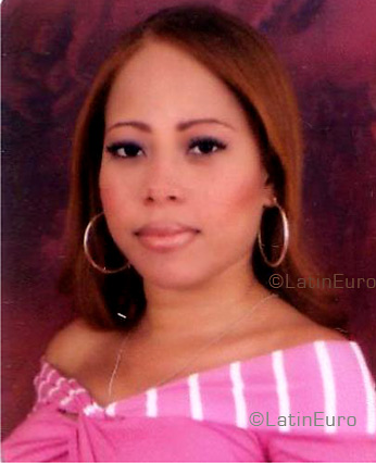 Date this delightful Colombia girl Dydia from Cartagena C9248