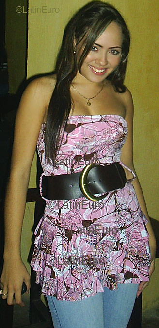 Date this young Colombia girl Julieth from Cartagena C9289