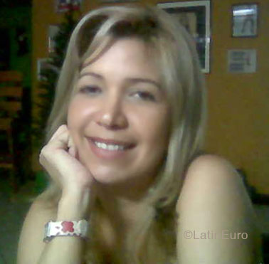 Date this charming Colombia girl Beatriz from Barranquilla C9354