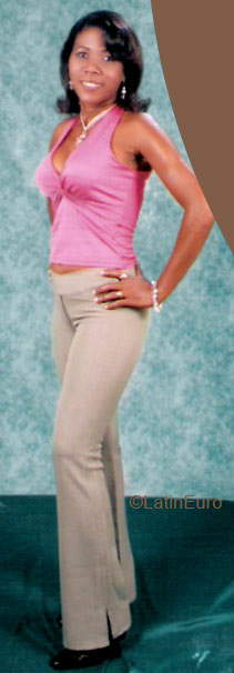 Date this funny Colombia girl Edenis from  C9385