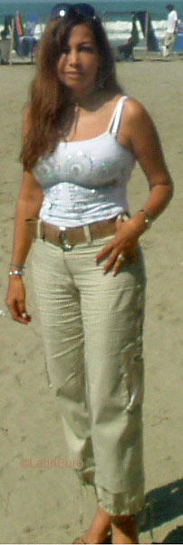 Date this beautiful Colombia girl Nelly from Cali C9457