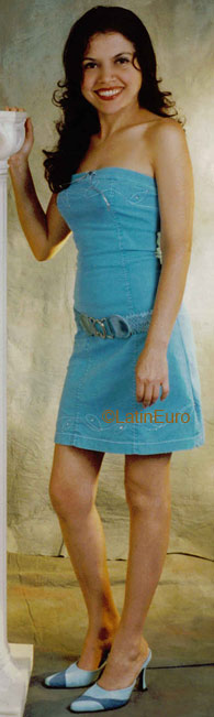 Date this georgeous Colombia girl Monica from Cali C9472