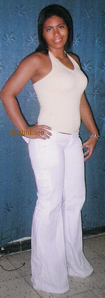 Date this georgeous Colombia girl Olina from  C9509