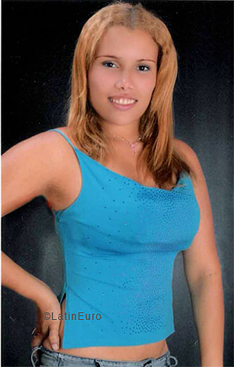 Date this voluptuous Colombia girl Elizabeth from Cali C9541