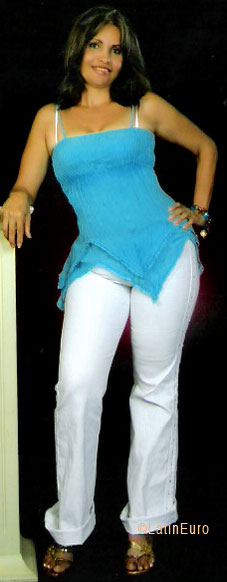 Date this sensual Colombia girl Martha from Cartagena CO8208
