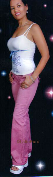 Date this good-looking Colombia girl Martha from Bogota C9604