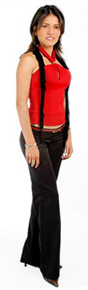 Date this gorgeous Colombia girl Yennyfer from  C9763