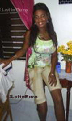 Date this tall Dominican Republic girl Jenny from Santo Domingo N-1043