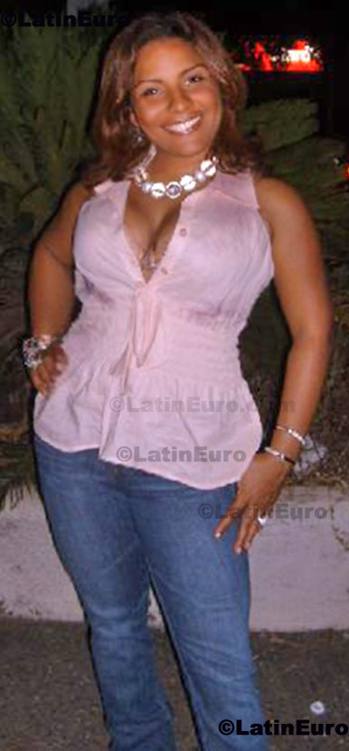 Date this voluptuous Dominican Republic girl Maria from  N-1091
