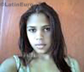 Date this lovely Dominican Republic girl Yary from Santiago N-1108