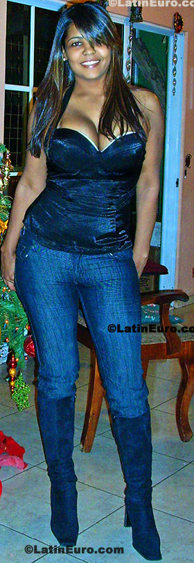 Date this lovely Any Country girl Rosa from Santo Domingo N-1145