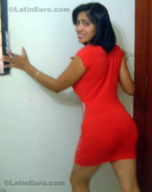 Date this athletic Dominican Republic girl Maria from Santiago N-1226