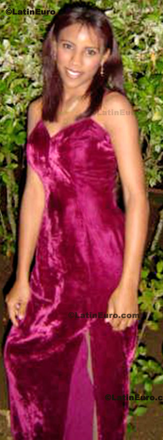 Date this exotic Dominican Republic girl Claribel from  N-1296