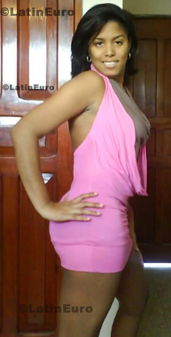 Date this passionate Dominican Republic girl Marilenny from La Vega N-1396