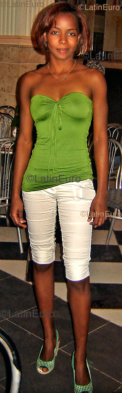 Date this passionate Dominican Republic girl Ana from Santo Domingo N-147