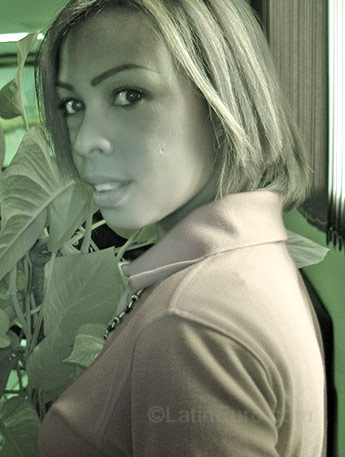 Date this cute Dominican Republic girl Maria from Santo Domingo N-1554