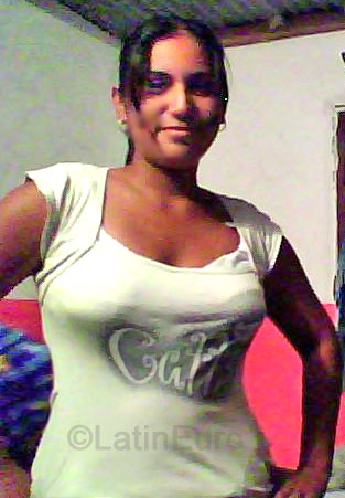 Date this athletic Any Country girl Ledys- from Barranquilla N-1588