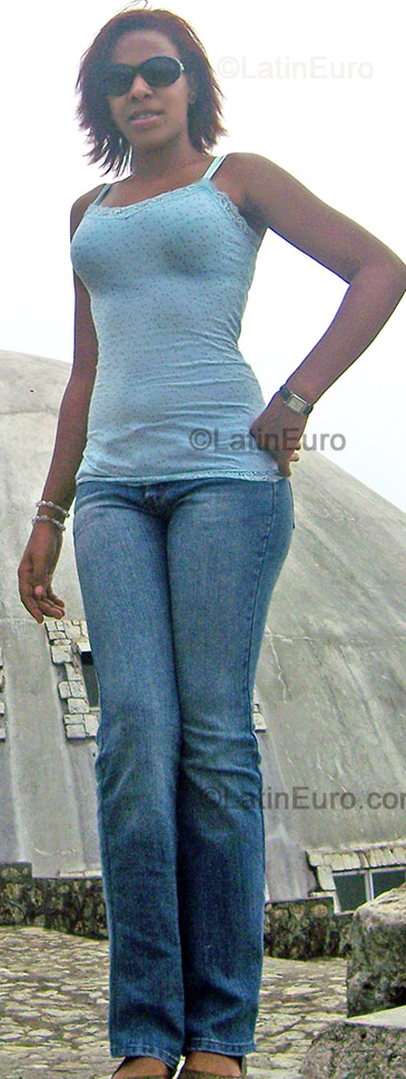 Date this georgeous Dominican Republic girl Diana from Puerto Plata N-1602