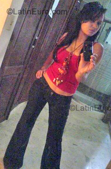 Date this beautiful Dominican Republic girl Awilda from Santiago N-1652