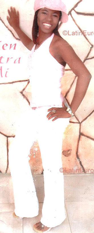 Date this passionate Dominican Republic girl Norma from San Pedro de Macoris N-277