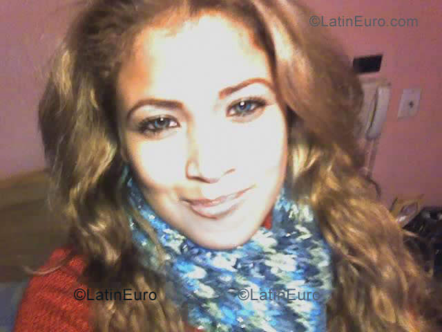 Date this athletic Any Country girl Jennyfer from  N-283