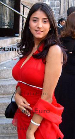 Date this good-looking Dominican Republic girl Nuris from Santiago N-422