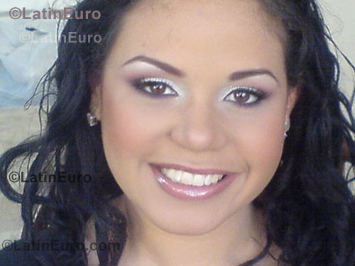 Date this lovely Dominican Republic girl Dayhana from Santiago N-456