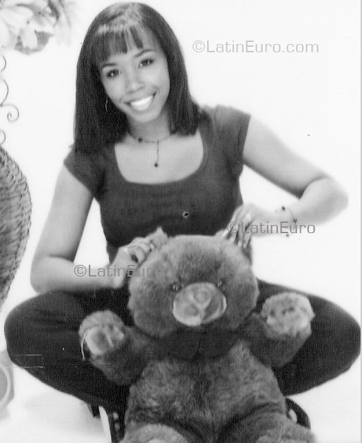Date this hard body Dominican Republic girl Ashanty from Santo Domingo N-54
