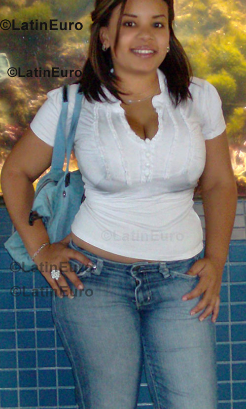 Date this fun Dominican Republic girl Joslin- from Santo Domingo N-549