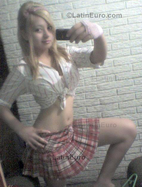 Date this nice looking Any Country girl Candy- from  N-557