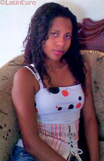 Date this fun Dominican Republic girl Yamelky from Nagua N-58