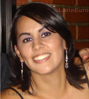 Date this delightful Honduras girl Antonia- from Tegucigalpa N-667