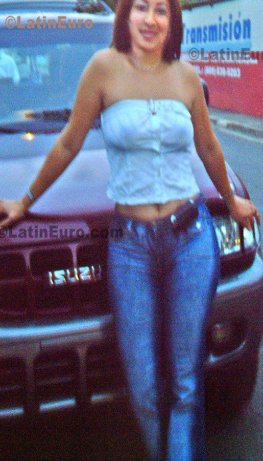 Date this stunning Dominican Republic girl Marymar from Santo Domingo N-789