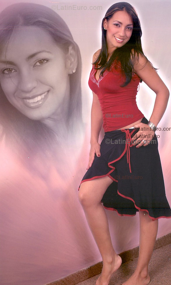 Date this funny Dominican Republic girl Anny from San Francisco de Macoris N-93