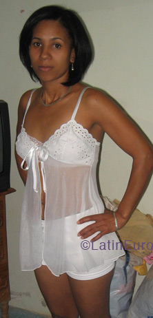 Date this stunning Dominican Republic girl Belkys from Santiago N1109