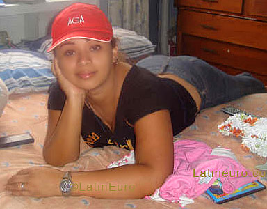 Date this stunning Peru girl Julissa from Chimbote N1143