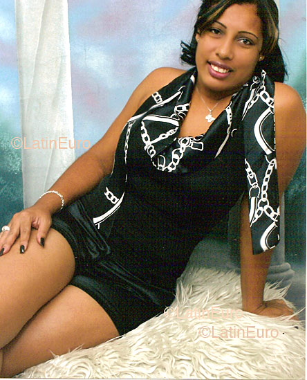 Date this fun Dominican Republic girl Alfakely from Santo Domingo N1191