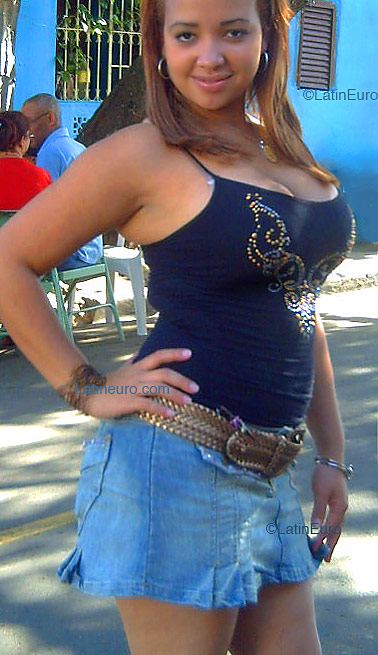 Date this beautiful Dominican Republic girl Danelkis from Santiago N1227
