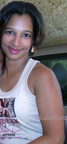 Date this beautiful Dominican Republic girl Angela- from Santo Domingo N1273